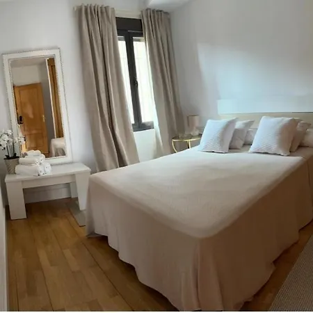 Apartamento Campanilla Apartment Toledo